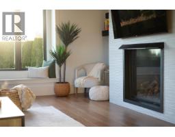 908 Beaconsfield Road, North Vancouver, BC V7R1S8 Photo 7