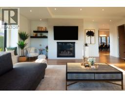 908 Beaconsfield Road, North Vancouver, BC V7R1S8 Photo 8