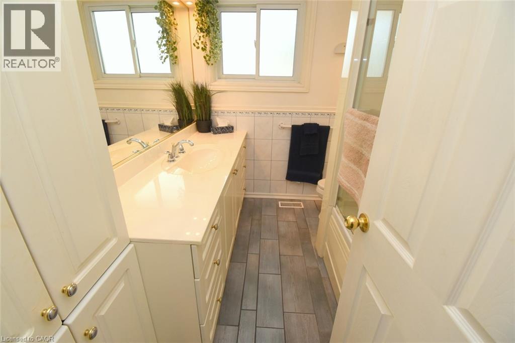 483 ANNALEE Drive - 19