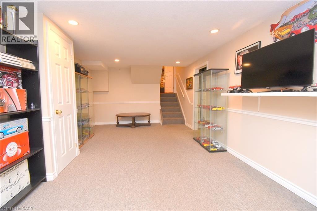 483 ANNALEE Drive - 26
