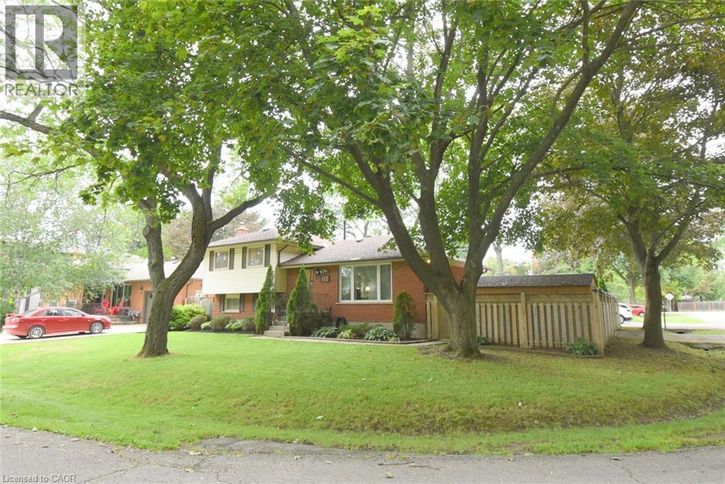 483 ANNALEE Drive - 37