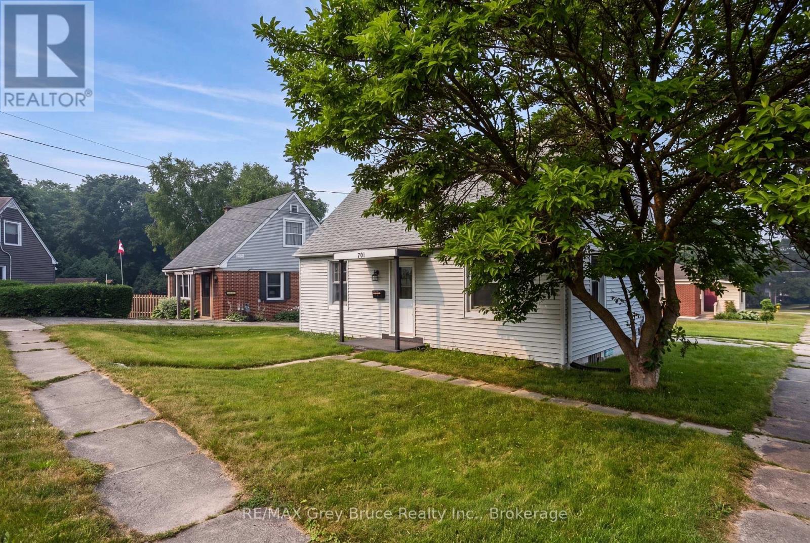 701 5TH STREET E, Owen Sound — photo 3