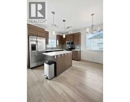 354 Mildred Dobbs Boulevard N - photo 2