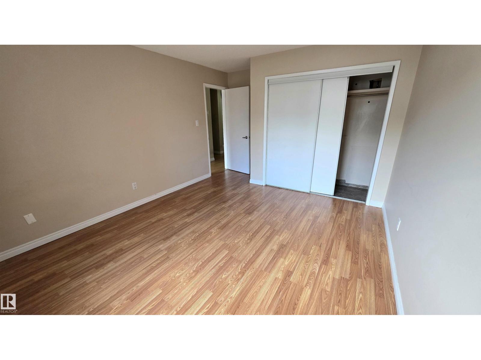 #207 10415 93 St NW, Boyle Street — photo 21 of 28
