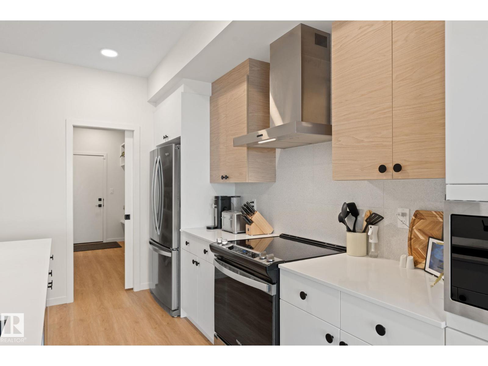 17355 99 ST NW - 12