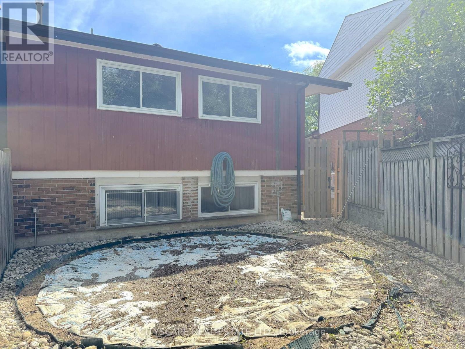 6087 FEATHERHEAD CRESCENT - 37