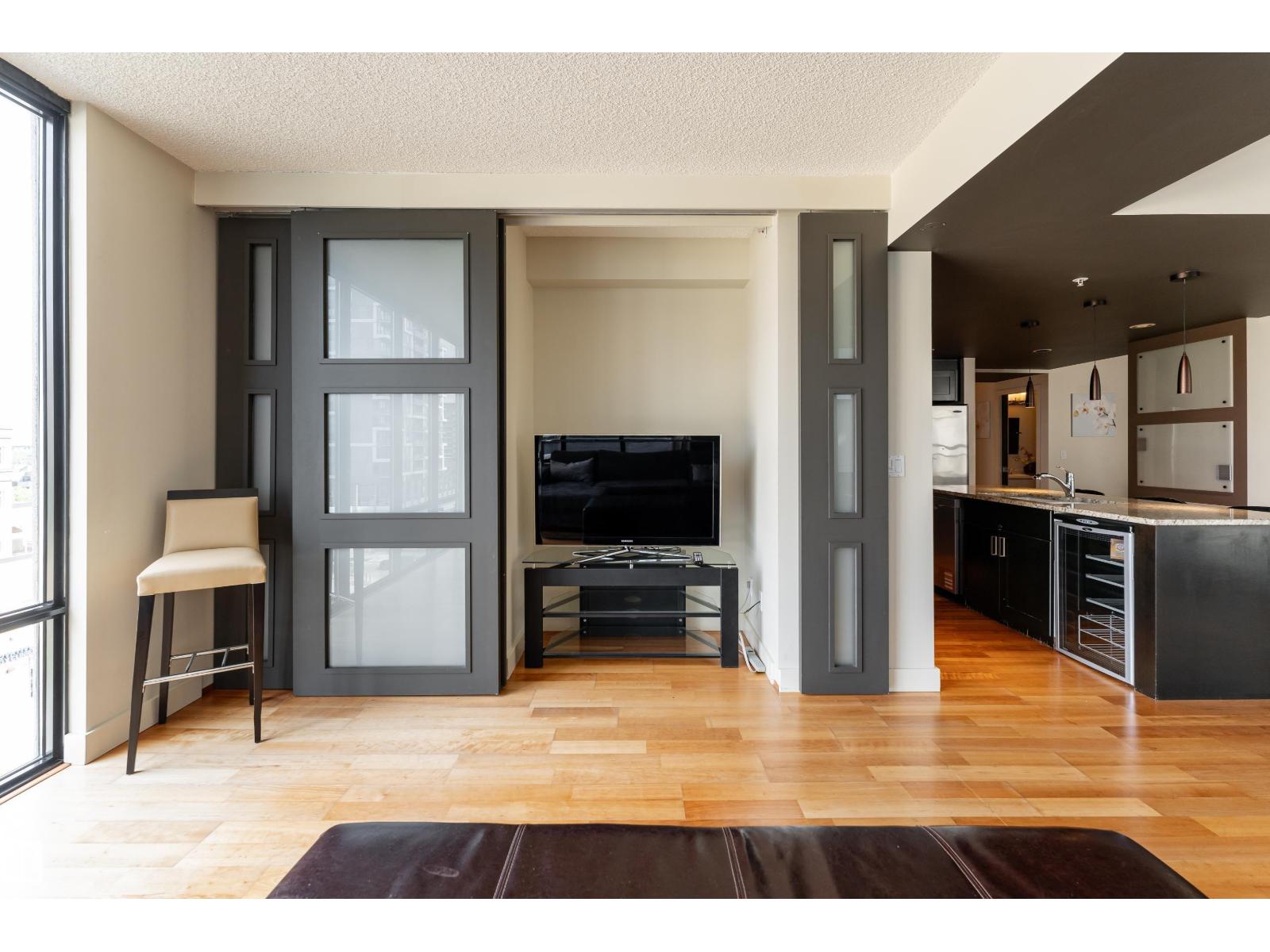 #602 10028 119 ST NW - 13