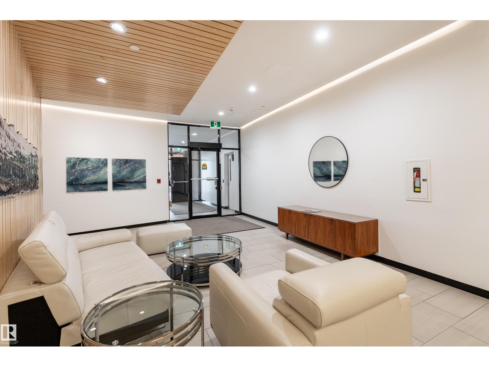 #602 10028 119 ST NW - 31