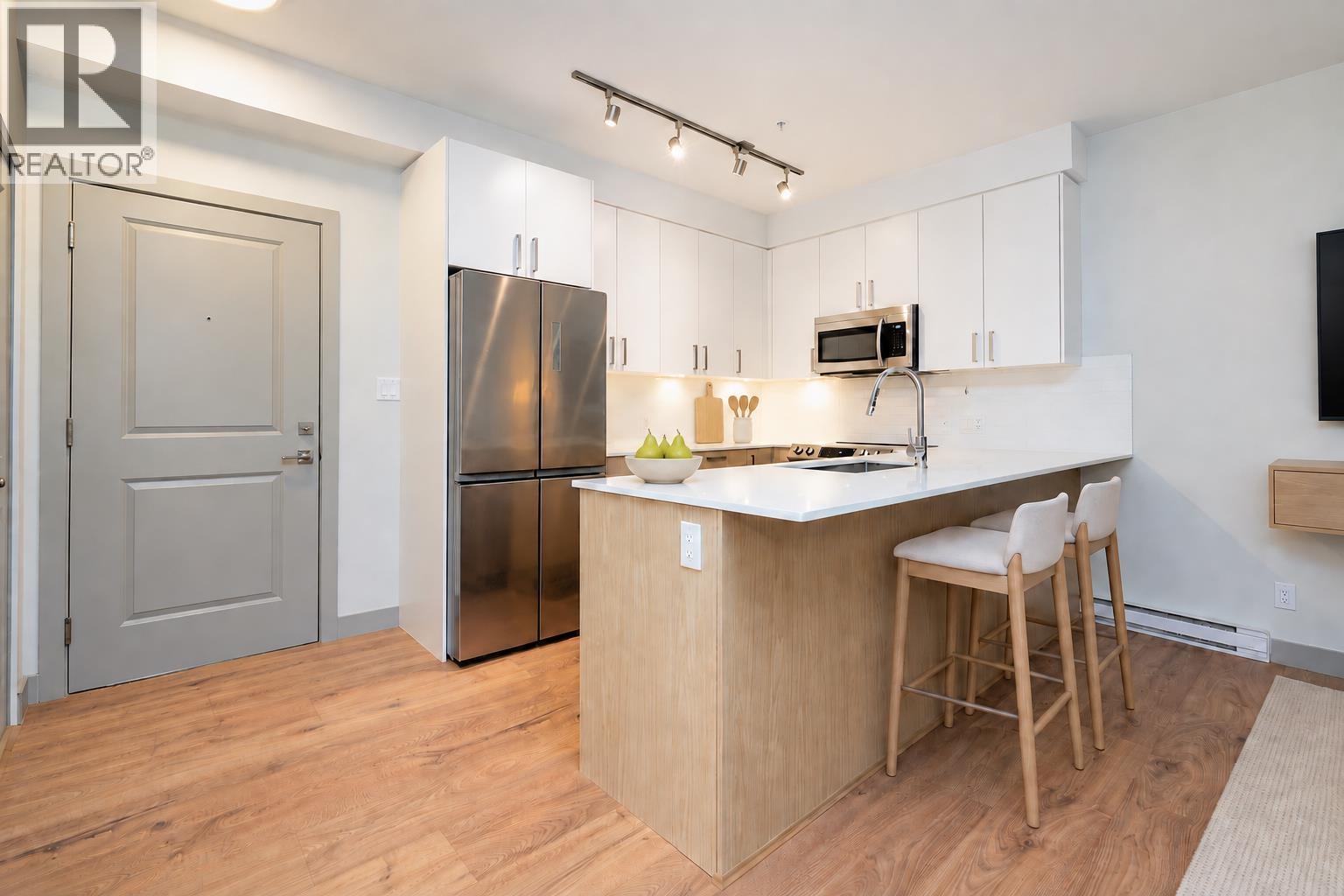 210 6968 ROYAL OAK AVENUE, Burnaby — photo 7