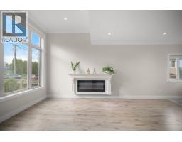 4986 Inman Avenue, Burnaby, BC V5G2Y6 Photo 9