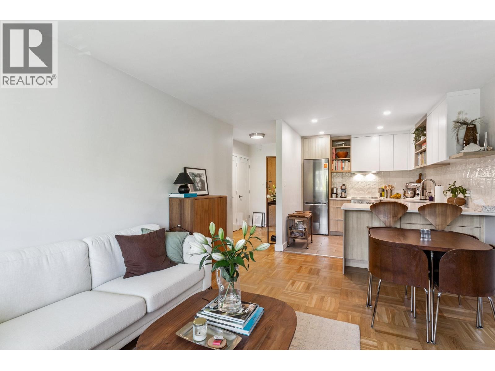 303 2469 CORNWALL AVENUE, Vancouver — photo 5