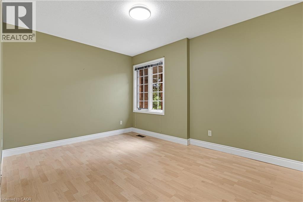 372 GATESTONE Boulevard - Image 18