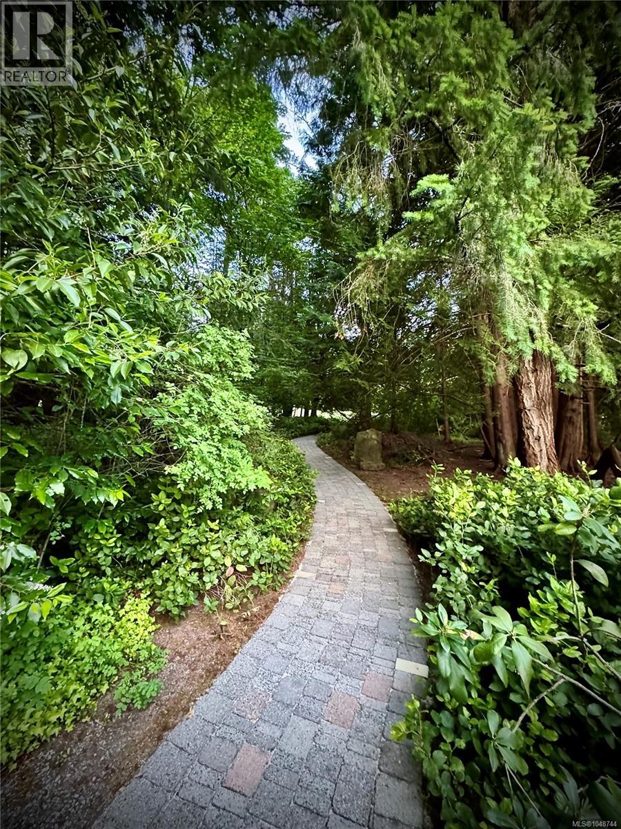 1188 Garden Gate Dr - 69