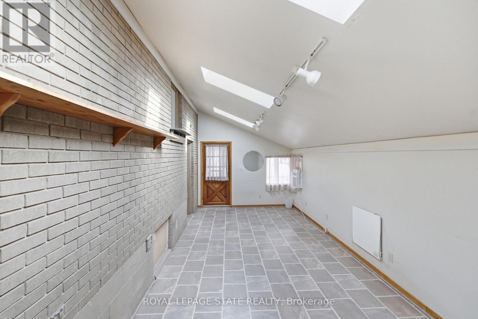 304 WHITNEY AVENUE - 27