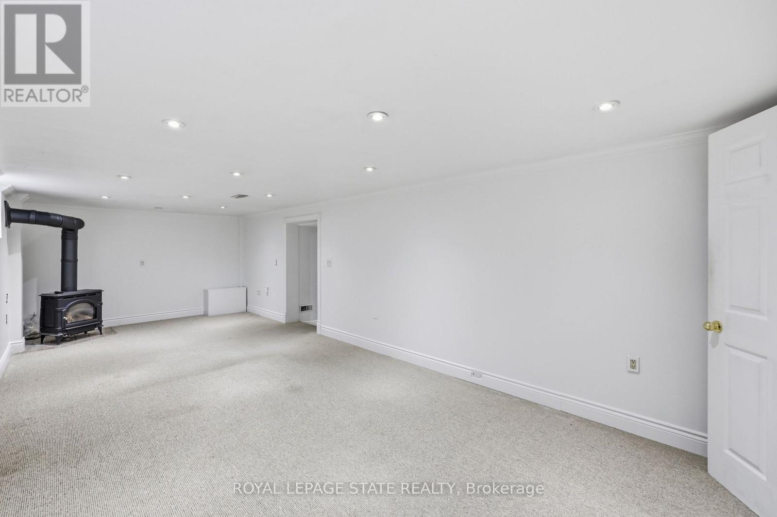 304 WHITNEY AVENUE - 29