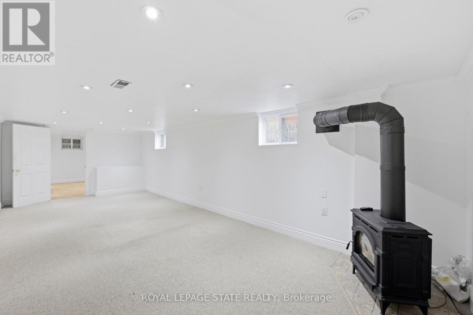 304 WHITNEY AVENUE - 30
