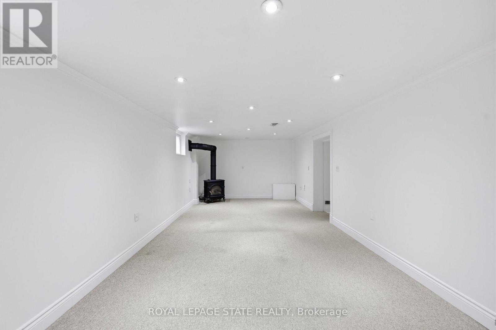304 WHITNEY AVENUE - 32