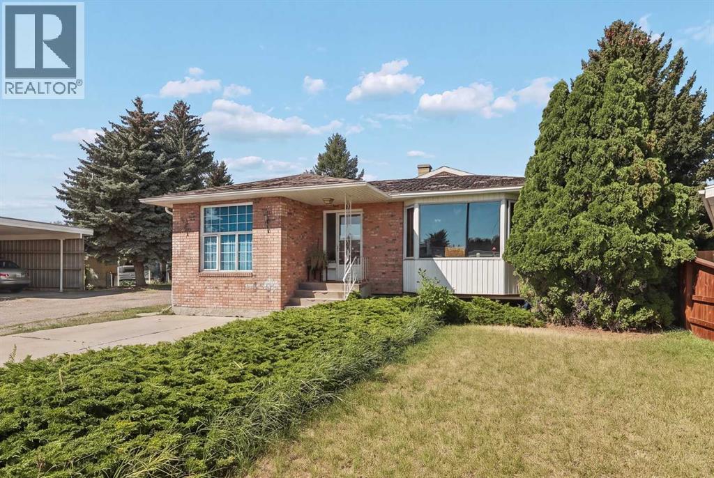 1305 18 Avenue S, Lethbridge, Alberta, T1K1B6