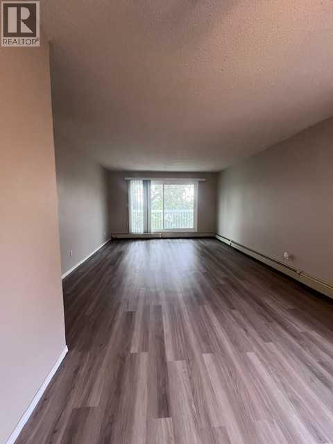 Listing photo – 304, 4814 46 Street, Red Deer