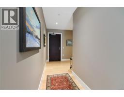Living room - 506 5388 Hill Rise Terr, Saanich, BC V8Y3K3 Photo 12