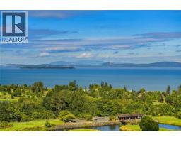506 5388 Hill Rise Terr, Saanich, BC V8Y3K3 Photo 78