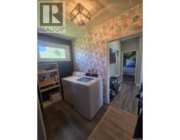 309 Main Street, Kelliher, SK S0A1V0 Photo 10