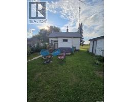 309 Main Street, Kelliher, SK S0A1V0 Photo 11