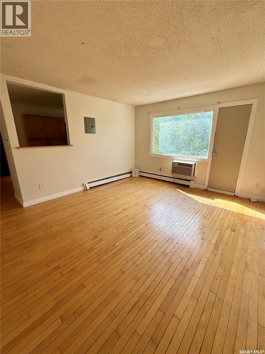 #11 2320 13TH AVENUE - 3