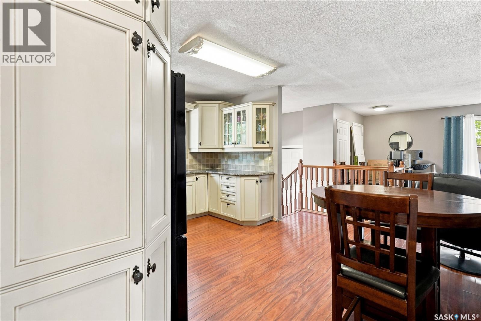 46 Cooper CRESCENT, Regina Saskatchewan — photo 9