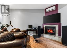 1 Wolfe Street, Sicamous, BC V0E2V1 Photo 24