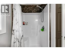 1 Wolfe Street, Sicamous, BC V0E2V1 Photo 28