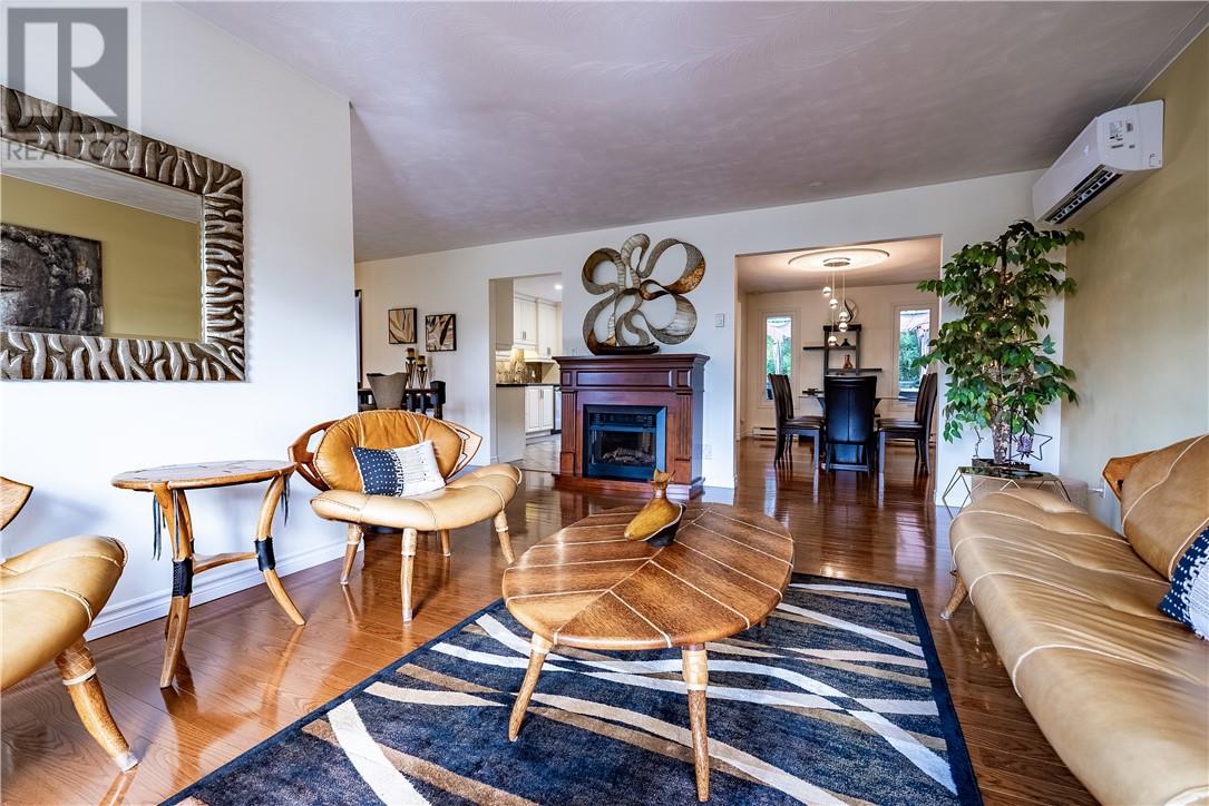 2376 Greenwood Drive - Image 14