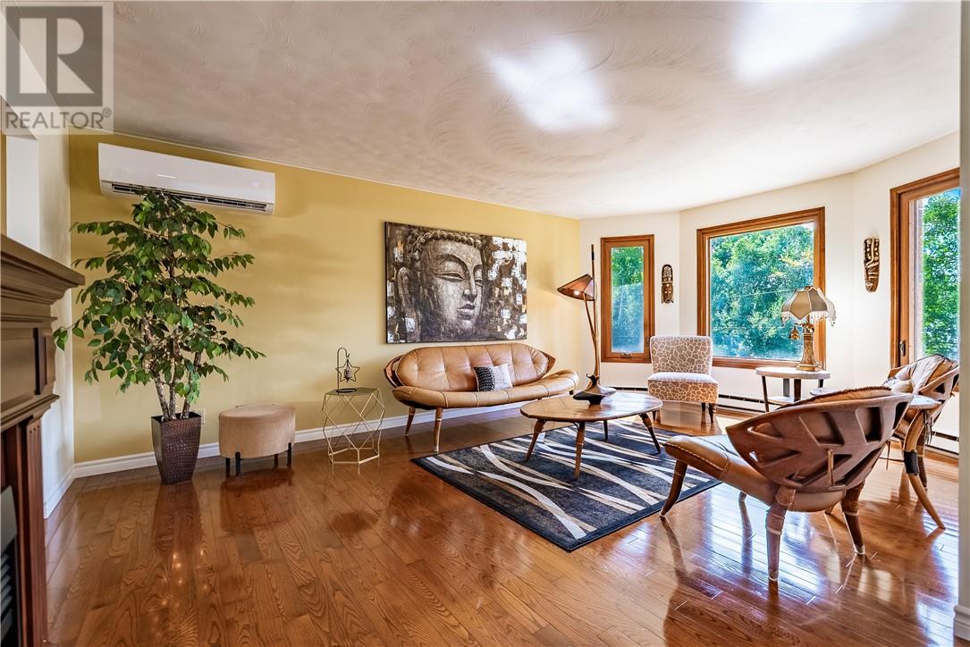 2376 Greenwood Drive - 13