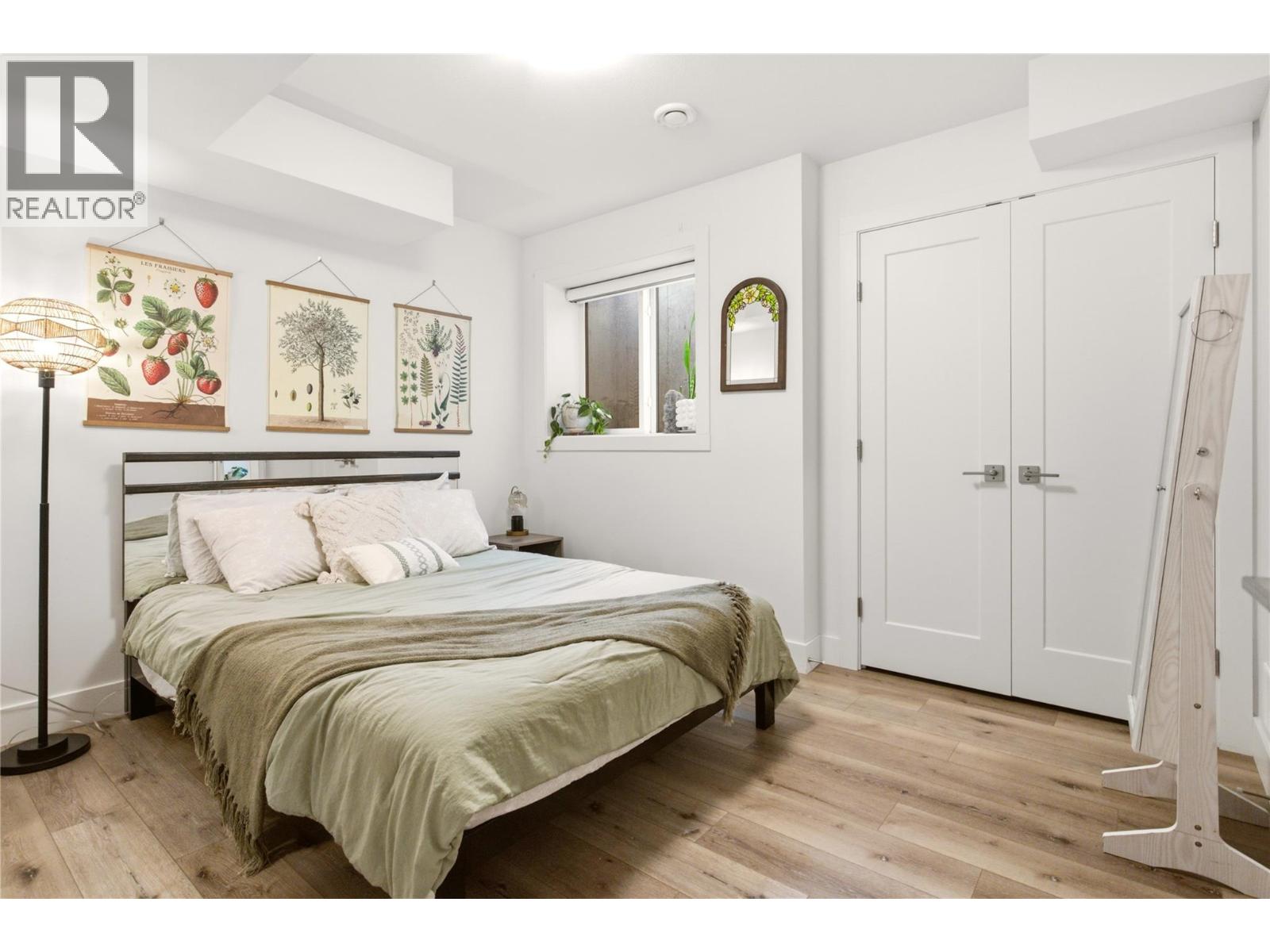 1215 Ponds Avenue - 46