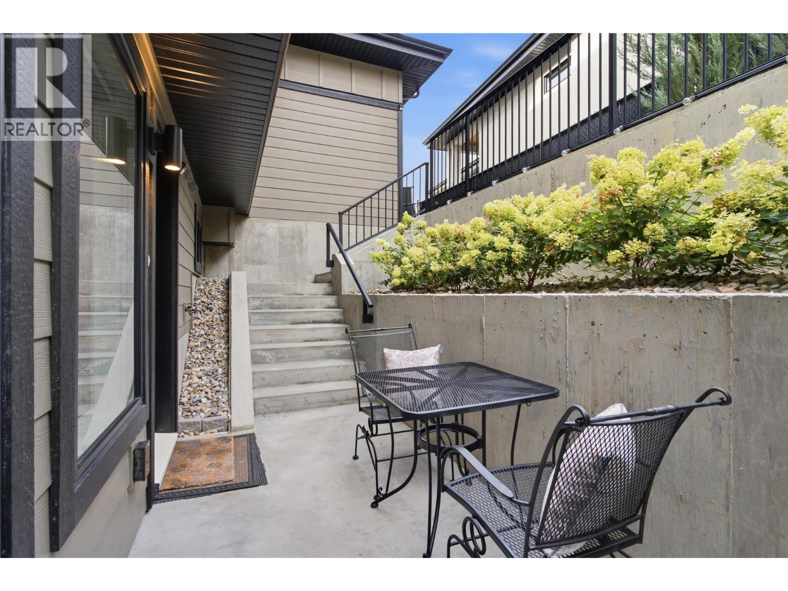 1215 Ponds Avenue - 41
