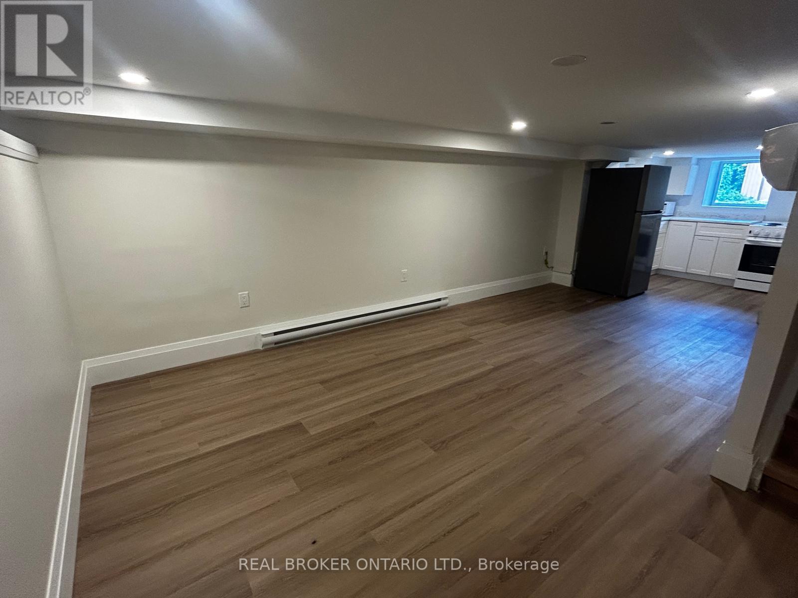 3 - 659 VAUGHAN ROAD, Toronto (Oakwood Village) — photo 2