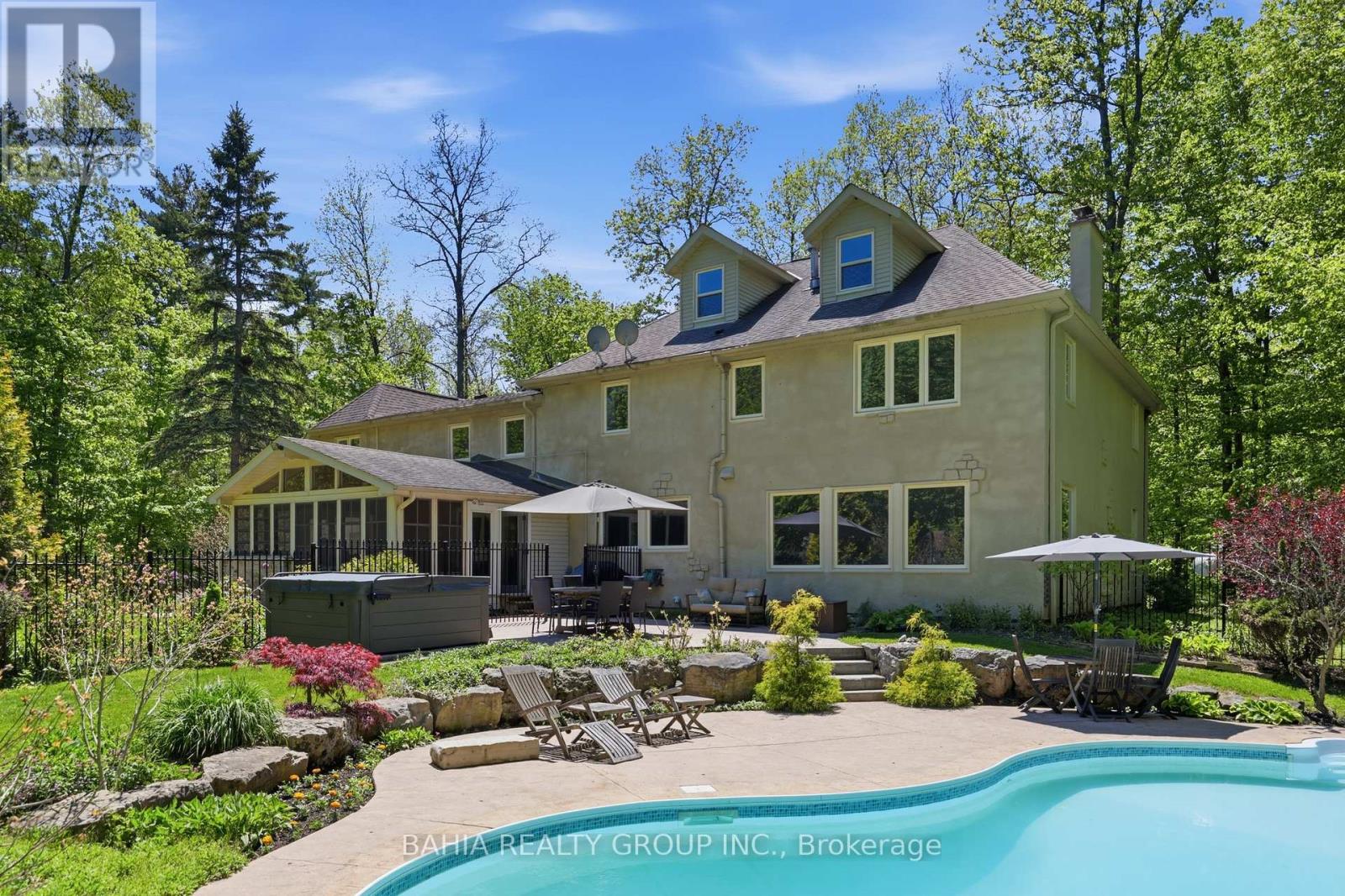 8663 WOOD CLOSE - Image 47