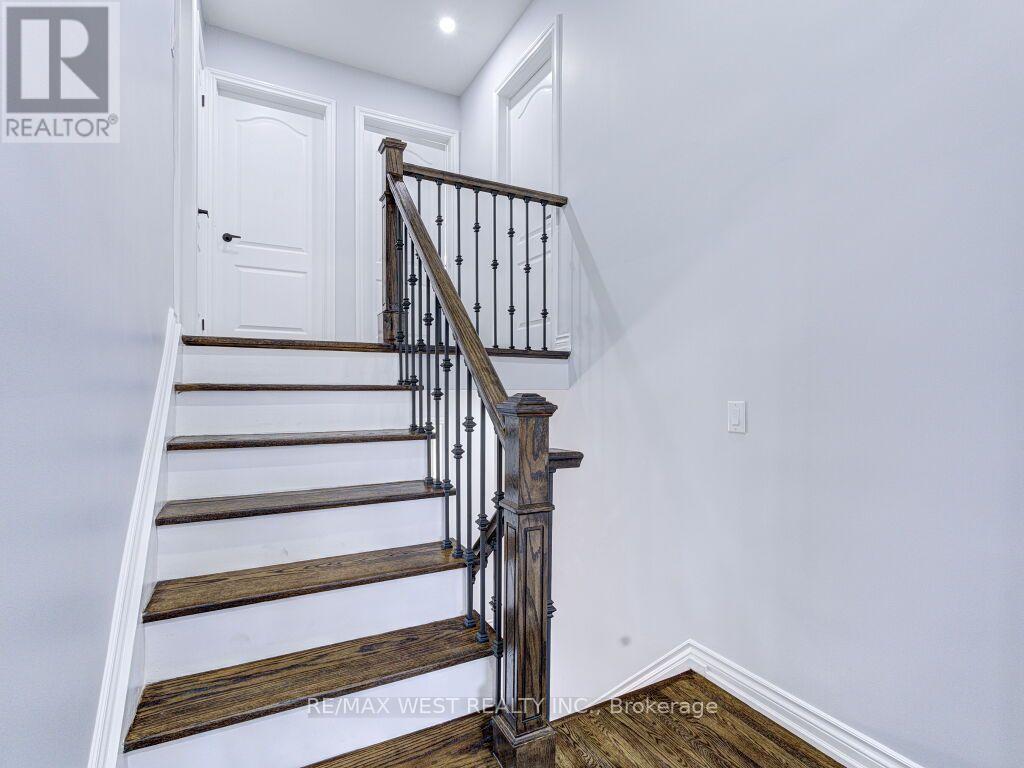 17 CABANA DRIVE - 22