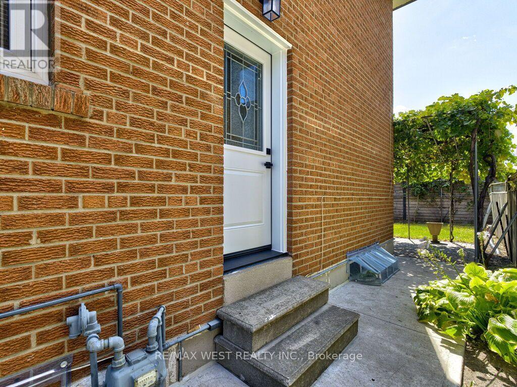 17 CABANA DRIVE - 46