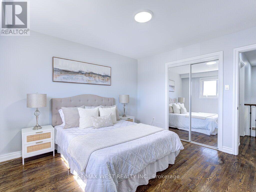 17 CABANA DRIVE - 24