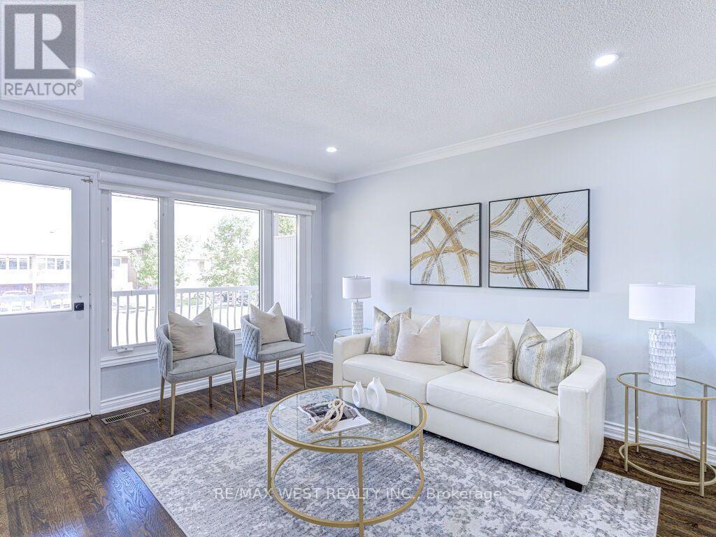 17 CABANA DRIVE - 9