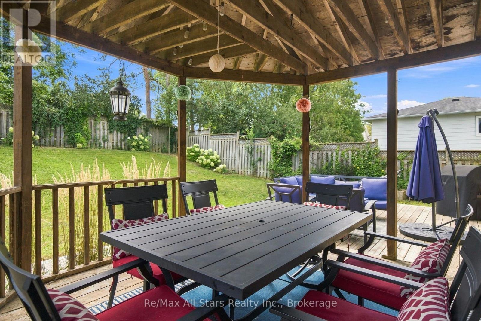 590 WALSH DRIVE - Image 32