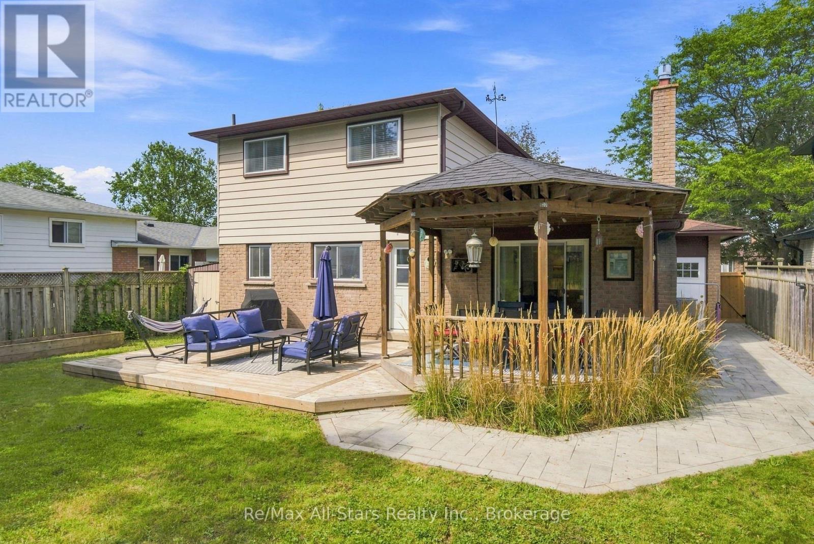 590 WALSH DRIVE - 34
