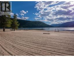 4596 3a Highway Unit# C8, Nelson, BC V1L6N3 Photo 11