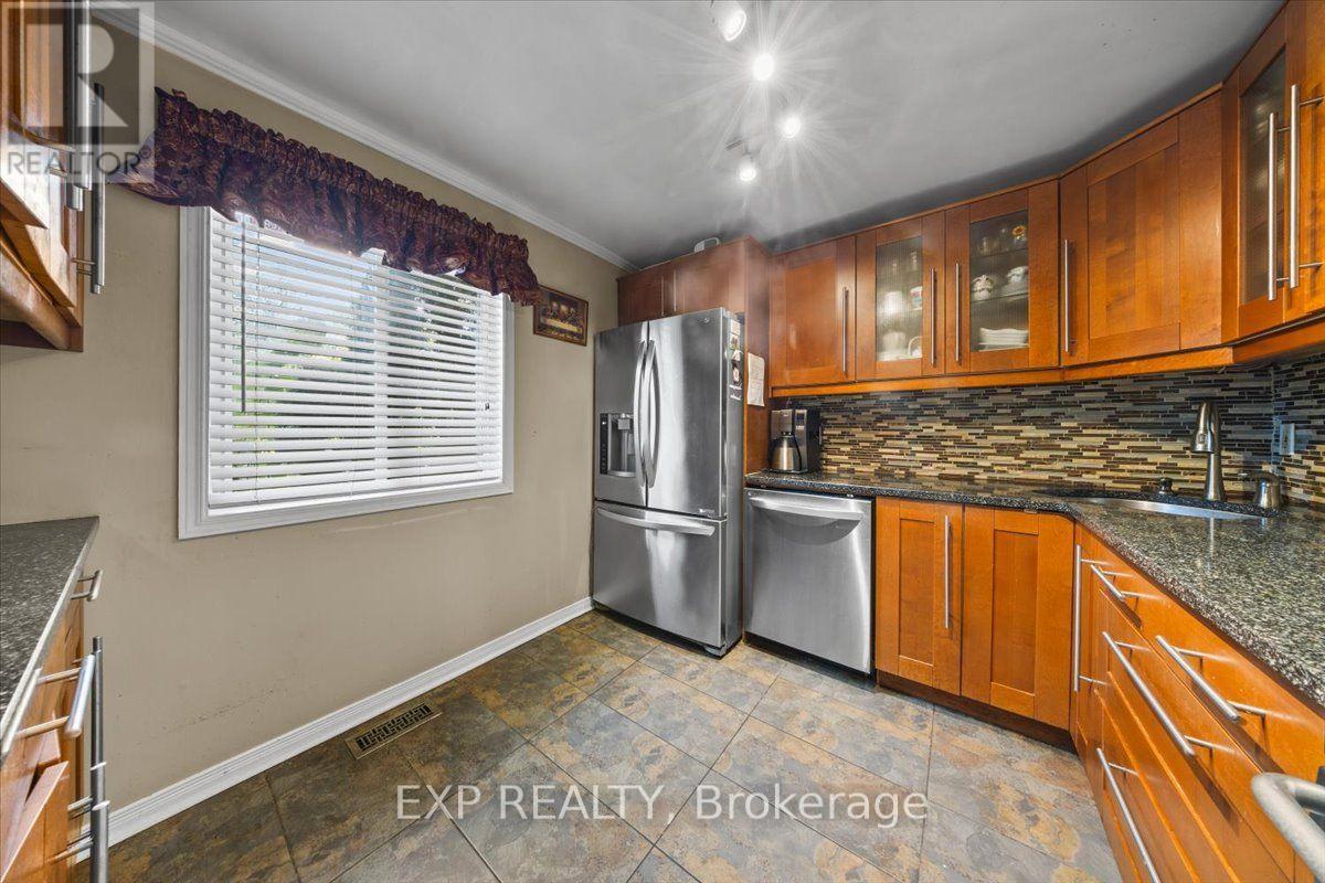 66 TEDWYN DRIVE, Ottawa — photo 6