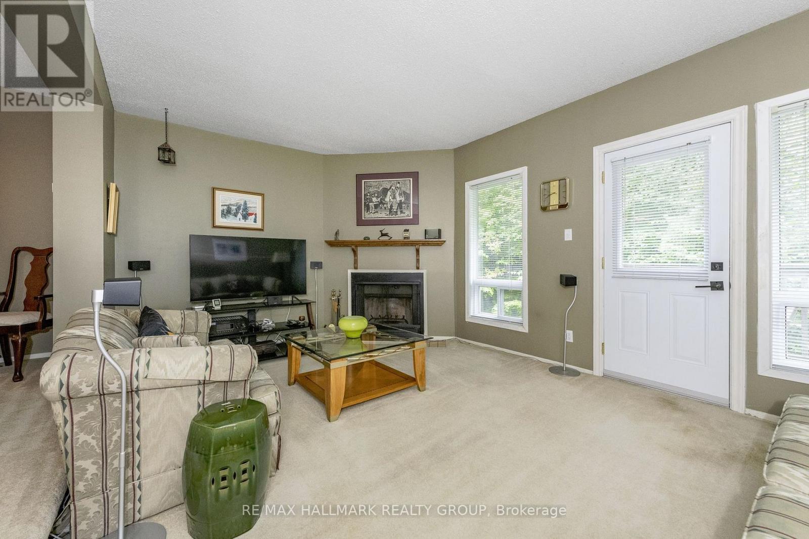 #B 409 PICKFORD DRIVE - Image 10