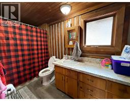 Dining room - 2545 Child Road, Clearwater, BC V0E3A0 Photo 12