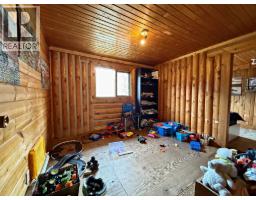 4pc Bathroom - 2545 Child Road, Clearwater, BC V0E3A0 Photo 15