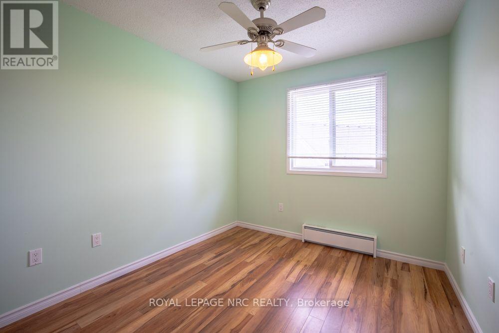 #48 65 DORCHESTER BOULEVARD - 21