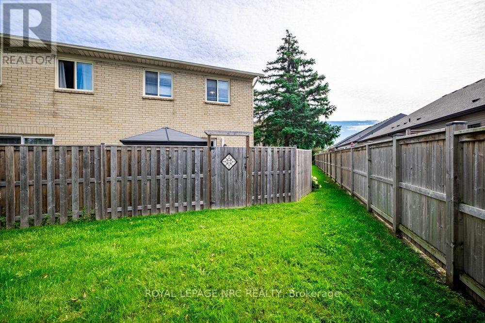 #48 65 DORCHESTER BOULEVARD - 30
